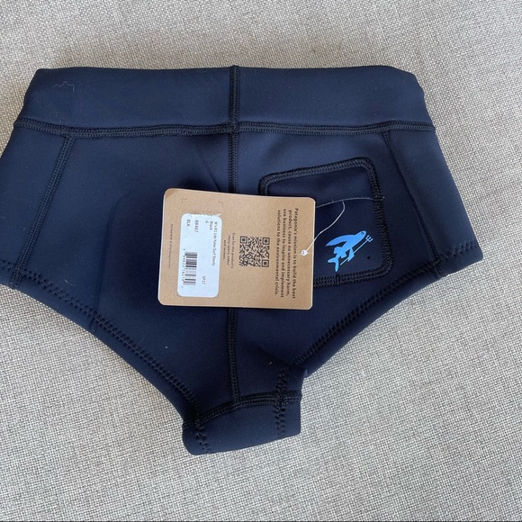 NWT Patagonia R1Lite Yule surf black shorts 6 - Picture 4 of 13